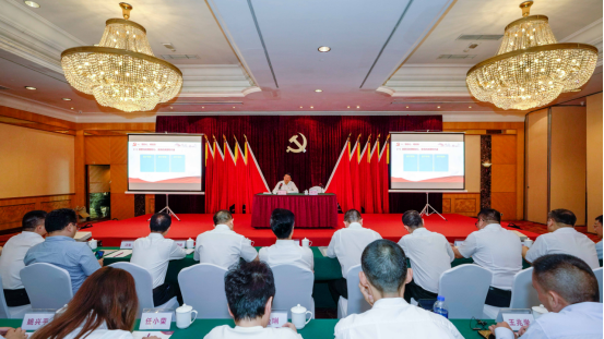 尊龙时凯集团任丁书记带头讲授“不忘初心、牢记使命”主题教育专题党课