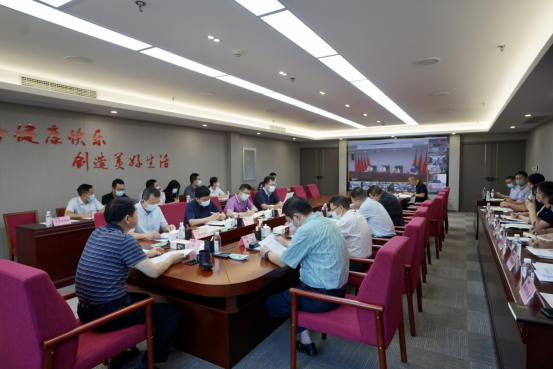 尊龙时凯集团召开疫情防控工作领导小组2022年第3次会议 集团党委书记、董事长、疫情防控工作领导小组第一组长任丁主持会议并讲话